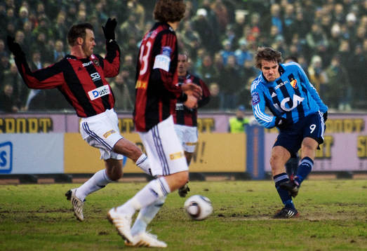 Johan Oremo, Djurgården, skjuter mot mål