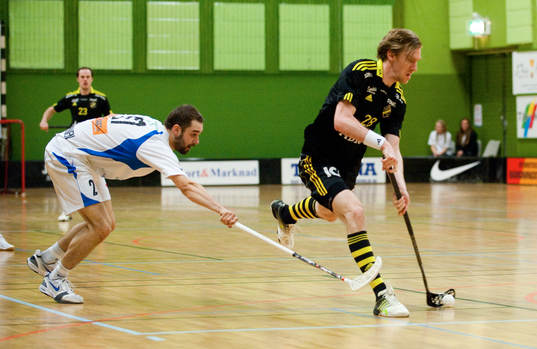 Ricki Hyvärinen, Täby och Fredrik Djurgling, AIK