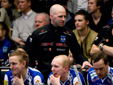 Isac Carlsson, tränare
