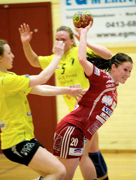 Karin Nydén, Skövde
