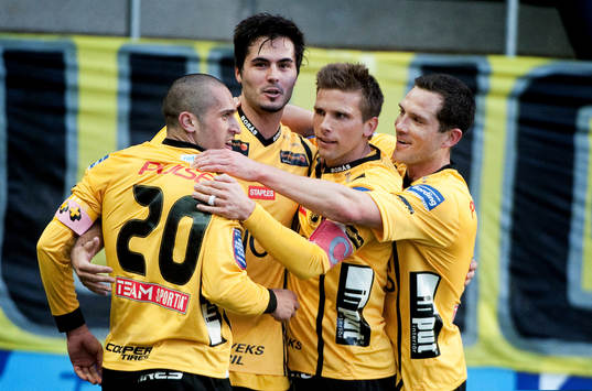 Denni Avdic, Elfsborg. Jubel. Emir Bajrami, Anders