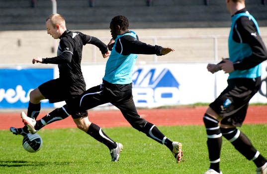 Daniel Larsson, MFF