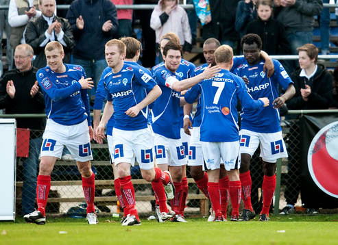 Etuwe Prince Eboagwu, Åtvidaberg, gör 1-0. Jubel