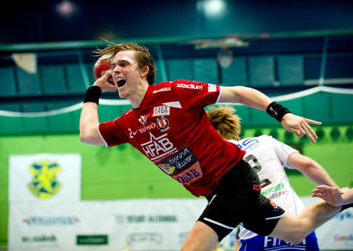 Daniel Lindgren, Drott tar sig igenom