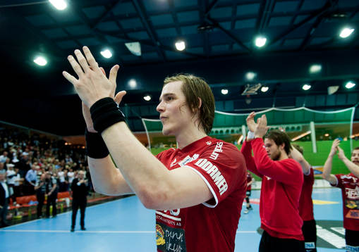 Daniel Lindgren, Drott tackar de tillresta Drott