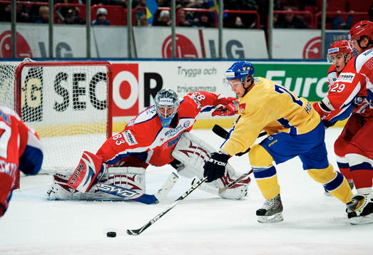 Johan Harju, Sverige, oroar framför Vasily Koshechkin,