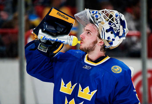 Jonas Gustavsson, målvakt, Sverige, dricker vatten