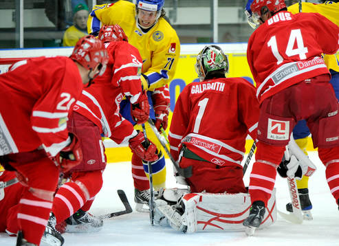 Jonas Andersson, Sverige gör 5-0 bakom Patrick Galbraith,