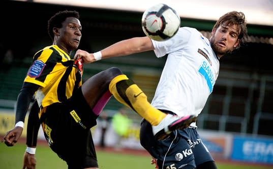 Dominic Chatto, Häcken. MIkael Dahlberg, Gefle