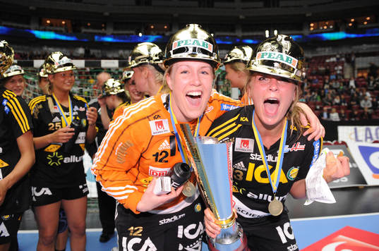 Cecilia Grubbström och Isabelle Gulldén, Svenska