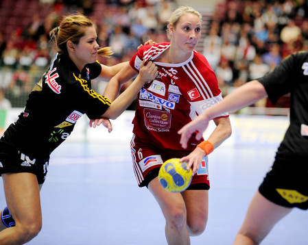 Jennifer Kassman, Sävehof och Angelica Wallén, Skövde