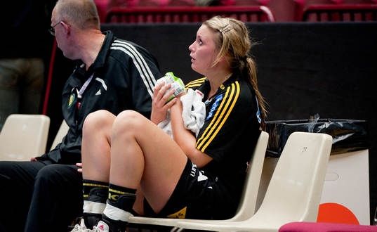 Isabelle Gulldén, Sävehof skadade ett finger