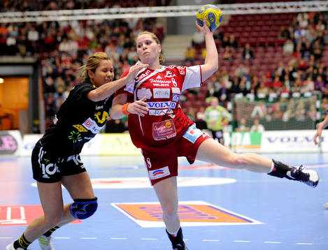 Jennifer Kassman, Sävehof och Linda Cadario, Skövde