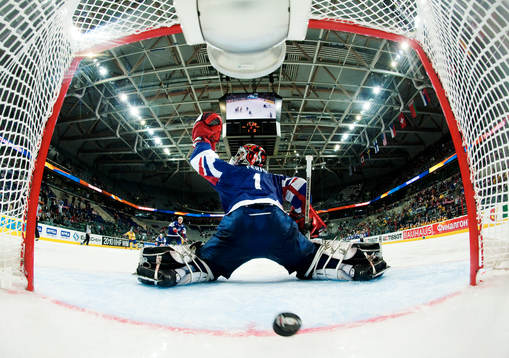 Eddy Ferhi, målvakt, Frankrike, släpper in 2-0