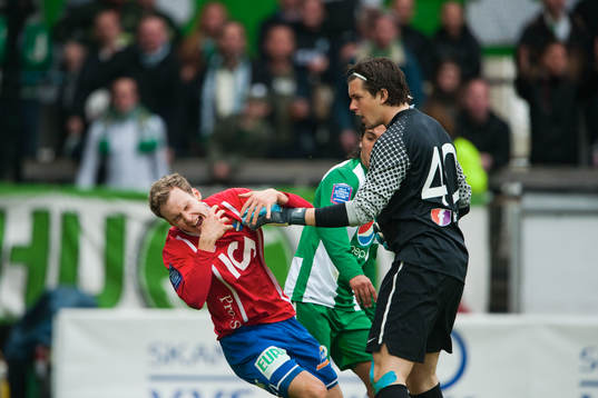 Johannes Hopf, målvakt Hammarby och Alexander Henningsson,