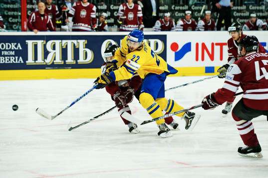 Niklas Persson, Sverige, skjuter