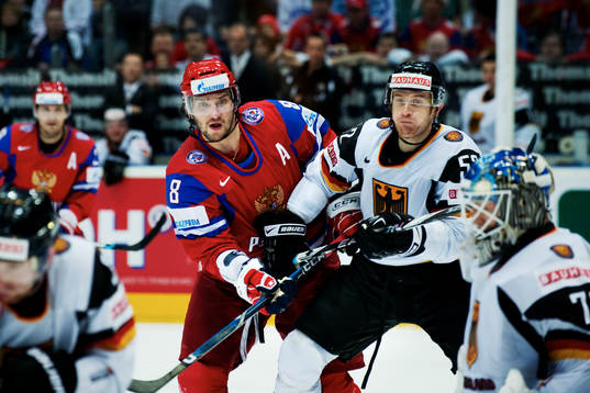 Alexander Ovechkin, Ryssland, kämpar och Alexander Sulzer,