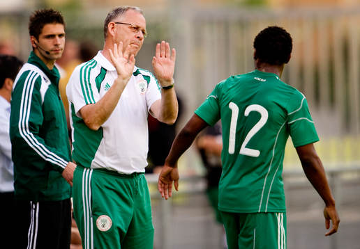 Lars Lagerbäck, förbundskapten Nigeria och Uche Kalu