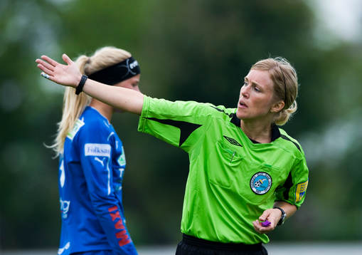 Sara Persson, domare