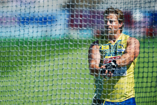 Mattias Jons, Sverige