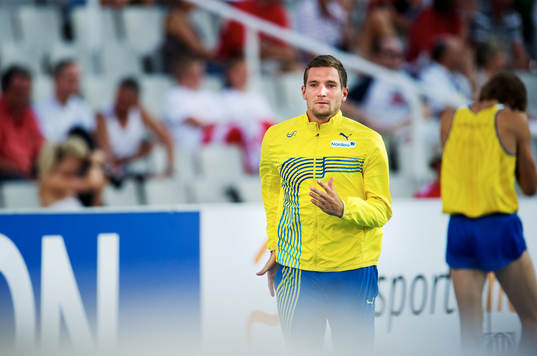 Linus Thörnblad, Sverige