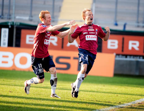 Christofer Bentsson, Örgryte, gör 2-0. Jubel Robin Jonsson
