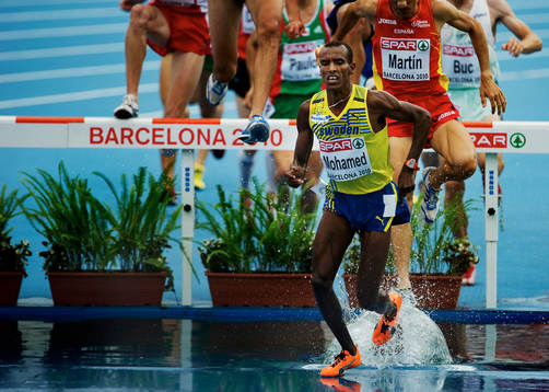 Mustafa Mohamed, Sverige