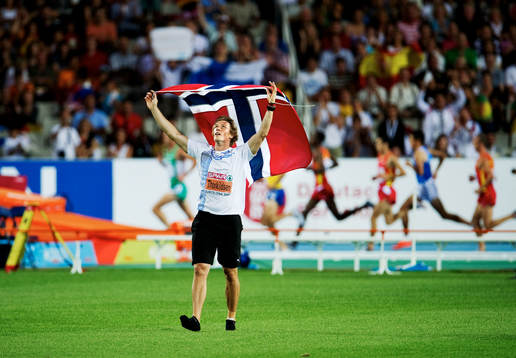 Andreas Thorkildsen, Norge, tog guld. Glädje, jubel, flagga