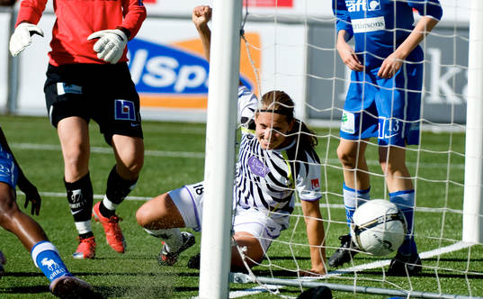 Pavlina Scasna, Malmö gör 2-0. Jubel
