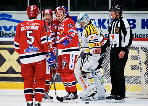 Jonas Almtorp, Södertälje (10), jubel