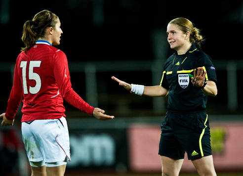 Runa Vikestad, Norge och Ester Staubli, domare