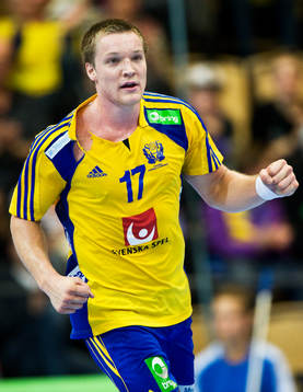 Oscar Carlén med trasig tröja