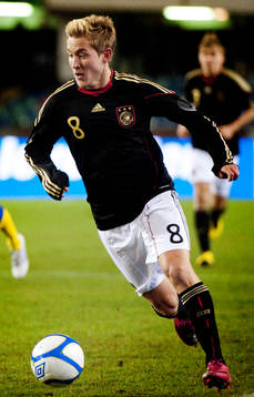 Lewis Holtby