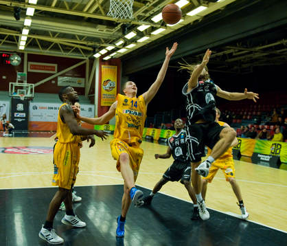 William Walker, Daniel Persson, Solna Kassim Nagwere,  och