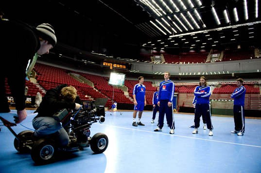 Handboll, Sverige, Handbollslandslaget spelar in en