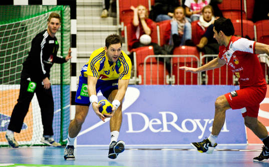 Tobias Karlsson, Sverige
