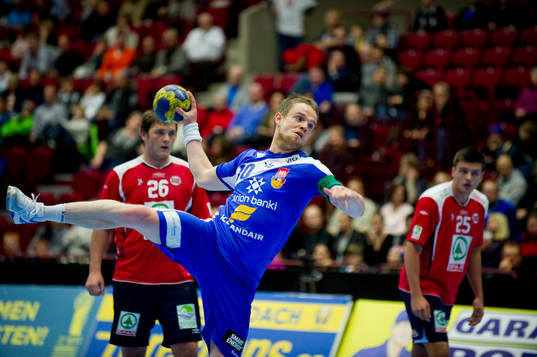 Snorri Gudjonsson, Island och Joakim Hykkerud, Norge