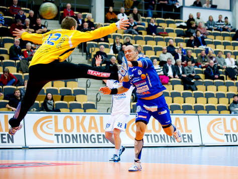 Zoran Roganovic, H43 och Tony Heeringson, målvakt Aranäs
