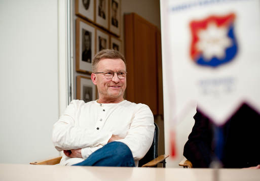 Ny tränare, Bosse Backman
