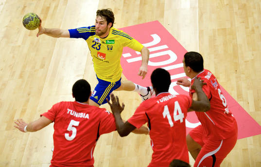 Fredrik Larsson, Sverige