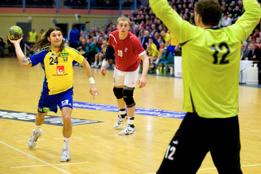 Fredrik Petersen, Sverige