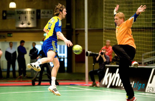 Fredrik Petersen, Sverige