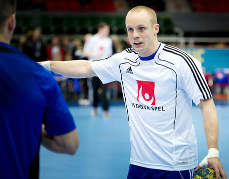 Lukas Carlsson, Sverige