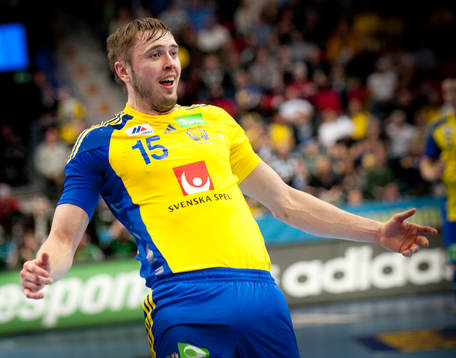 Jonas Larholm, Sverige