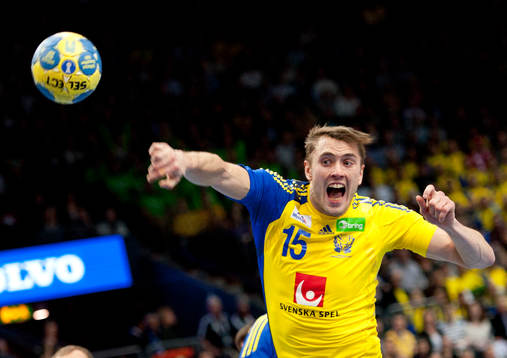 Jonas Larholm, Sverige