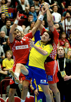 Fredrik Petersen, Sverige och Vedran Zrnic och Ivano Balic,