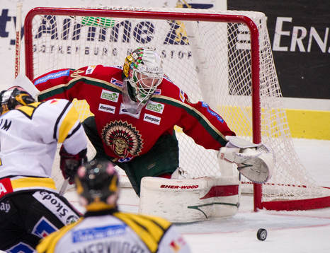 Johan Holmqvist, målvakt, Frölunda