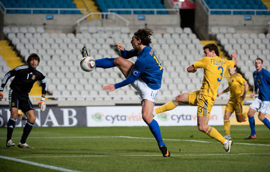 Bläddra bland fler bilder av Fotboll, Cypus Cup, Ukraina - Sverige