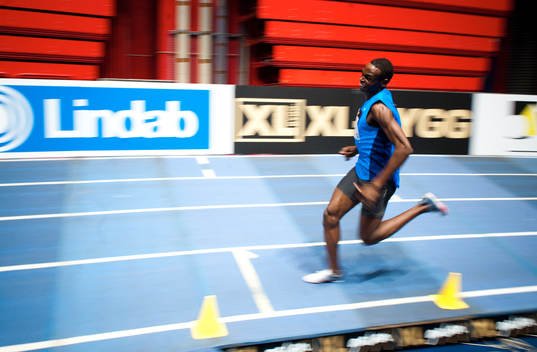 1000m, Abubaker Kaki