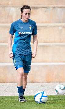 Kosovare Asllani, Sverige